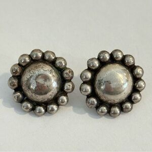 Vintage Sterling Silver Mexico 925 Screwback Earrings Flower Dome Round